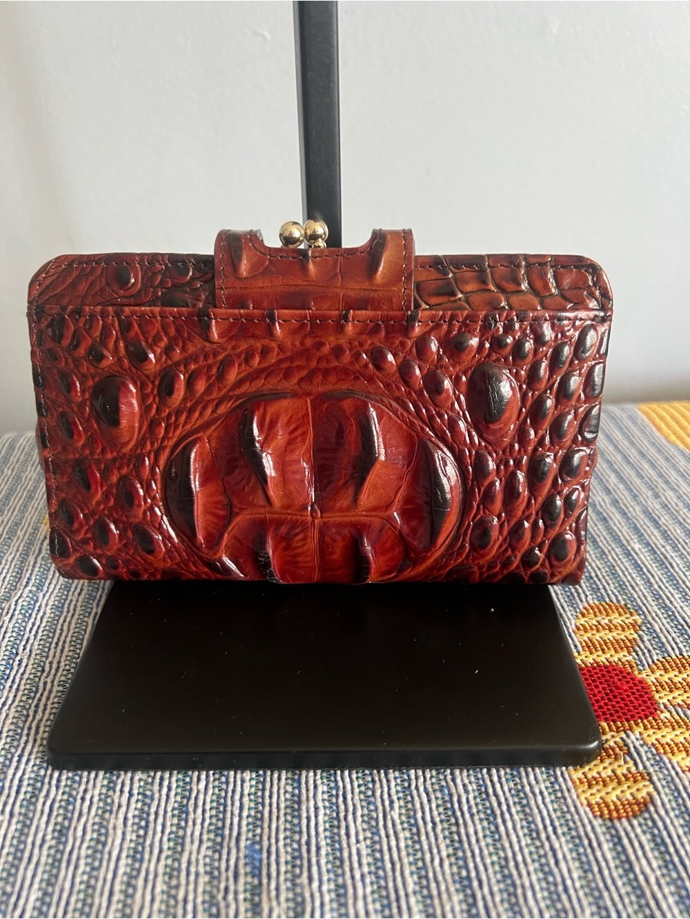 Brahmin Brown Pecan Kiss-lock Wallet - Picture 3 of 8